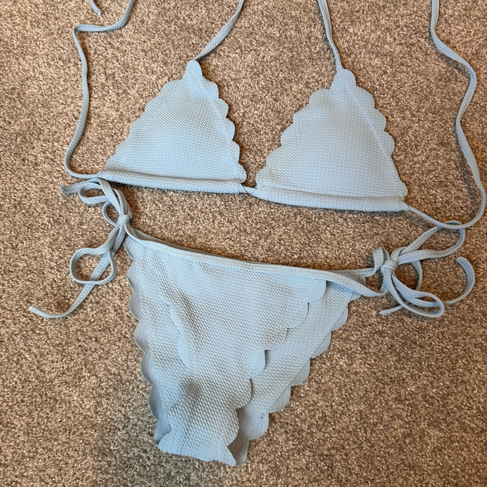Women’s baby blue string bikini with scalloped edges - Yoins brand size medium M